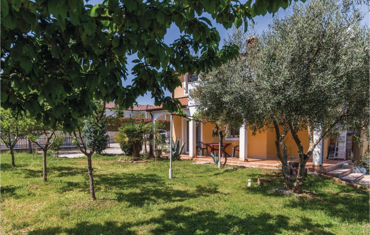 Nice Apartment In Kastel With Kitchen Exterior photo