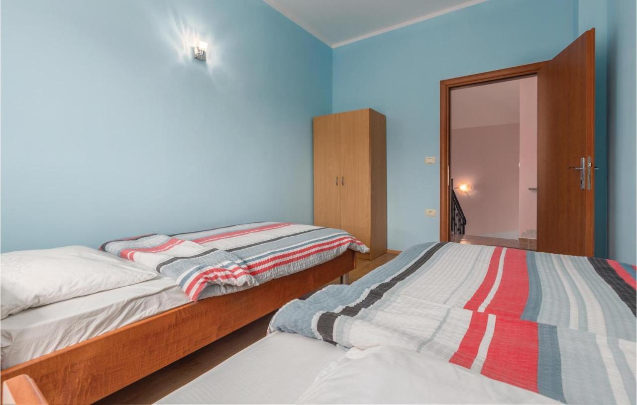 Nice Apartment In Kastel With Kitchen Exterior photo